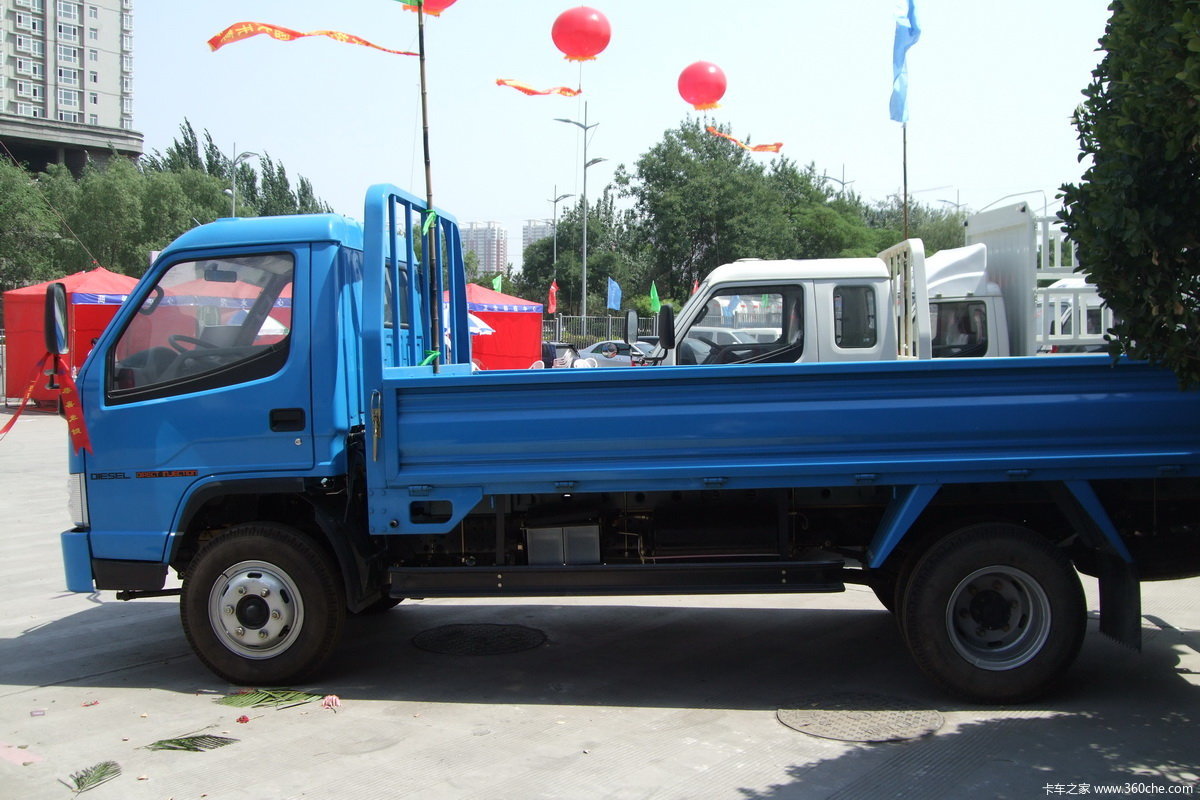 解放金铃单排载货车