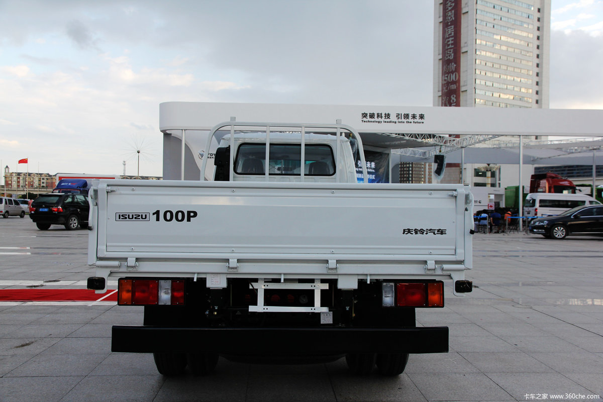 庆铃五十铃100p4x2双排载货车