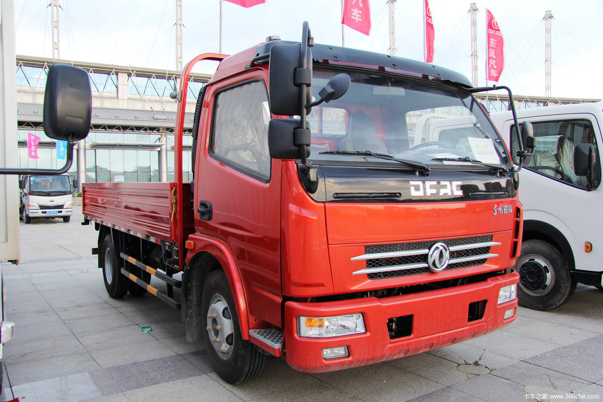 东风锐铃 4x2 轻卡