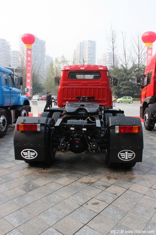 解放j5r6x4牵引车