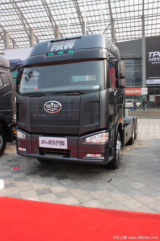 j6h牵引车460领航版,j6p460领航版内饰 解放j6h (空气悬架)牵引车