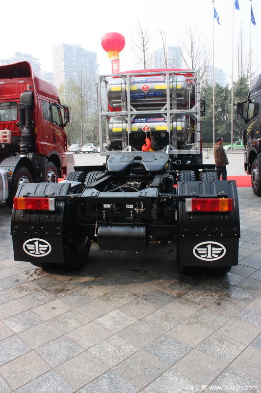 解放新大威 (lng)牵引车