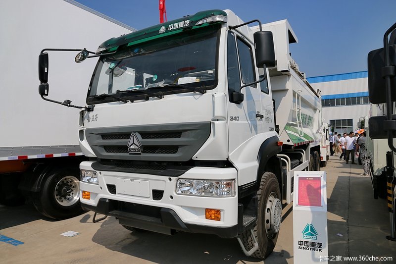 中国重汽 m5g 340马力 6x4智能渣土车