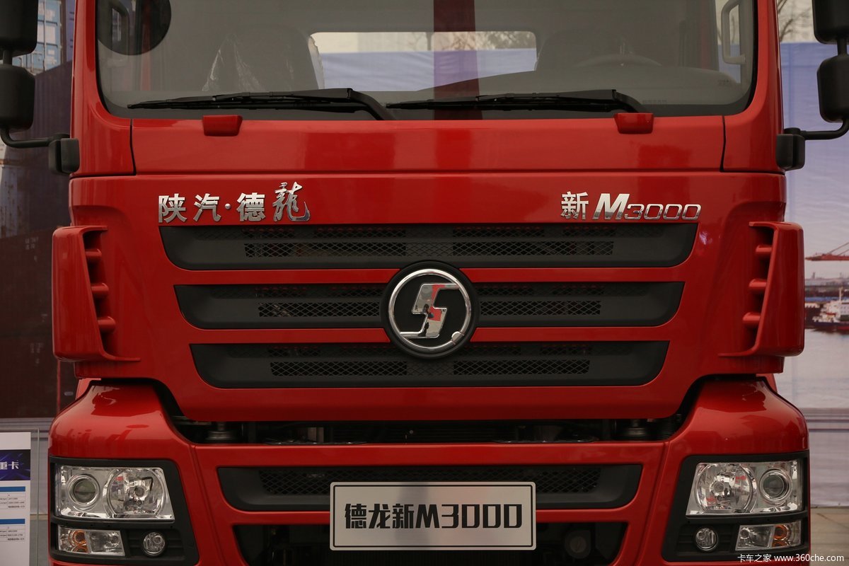 德龙新m3000红色牵引车,解放jh6黑色牵引车 德龙新m3000 4x2 轻量化版牵引车