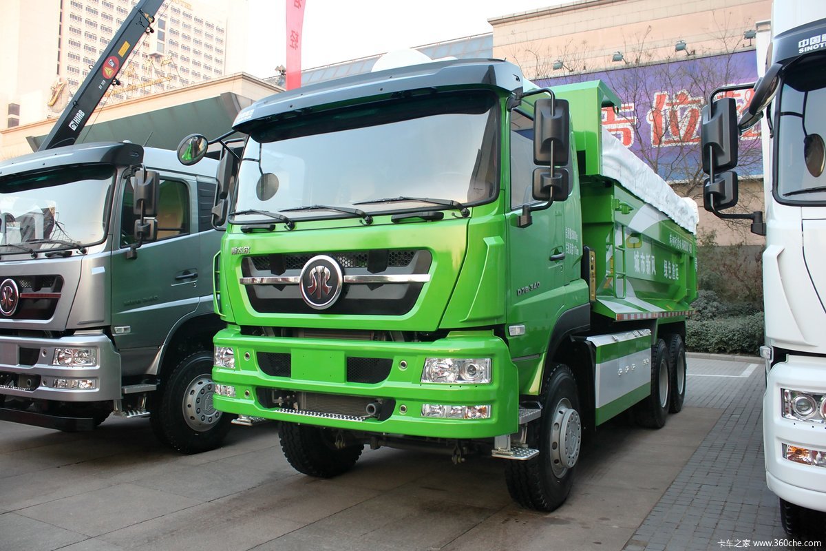 新斯太尔d7b渣土车渣土车