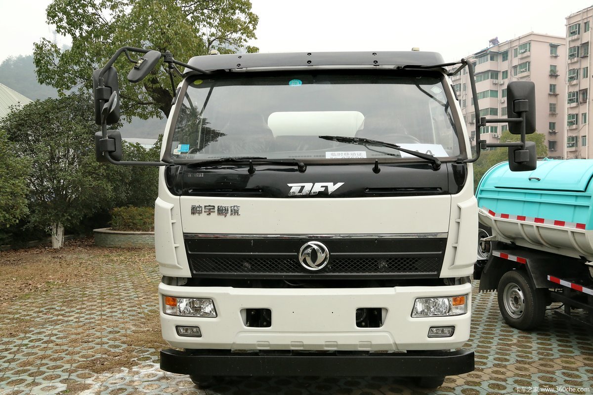东风御虎混凝土搅拌车