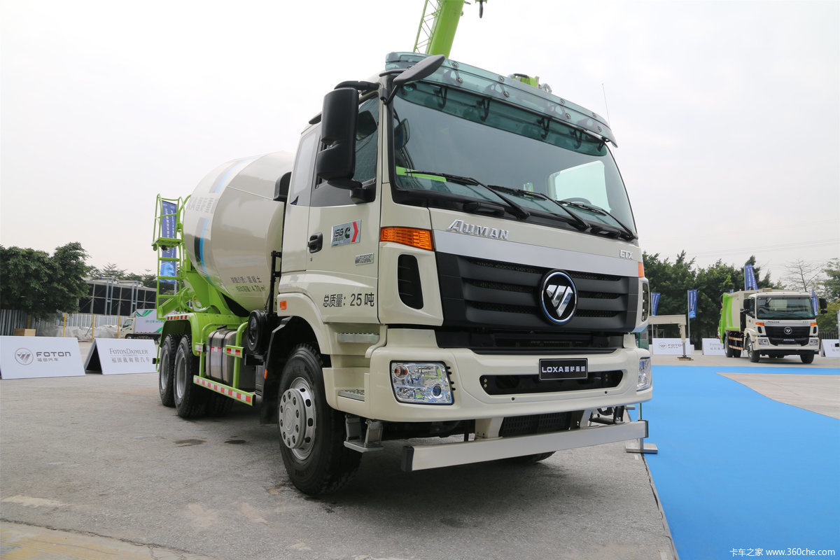 雷萨 混泥土搅拌车