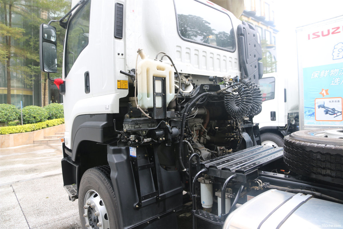 庆铃 五十铃 vc46 牵引车