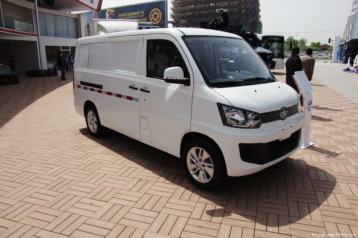 一汽佳宝v80lev电动