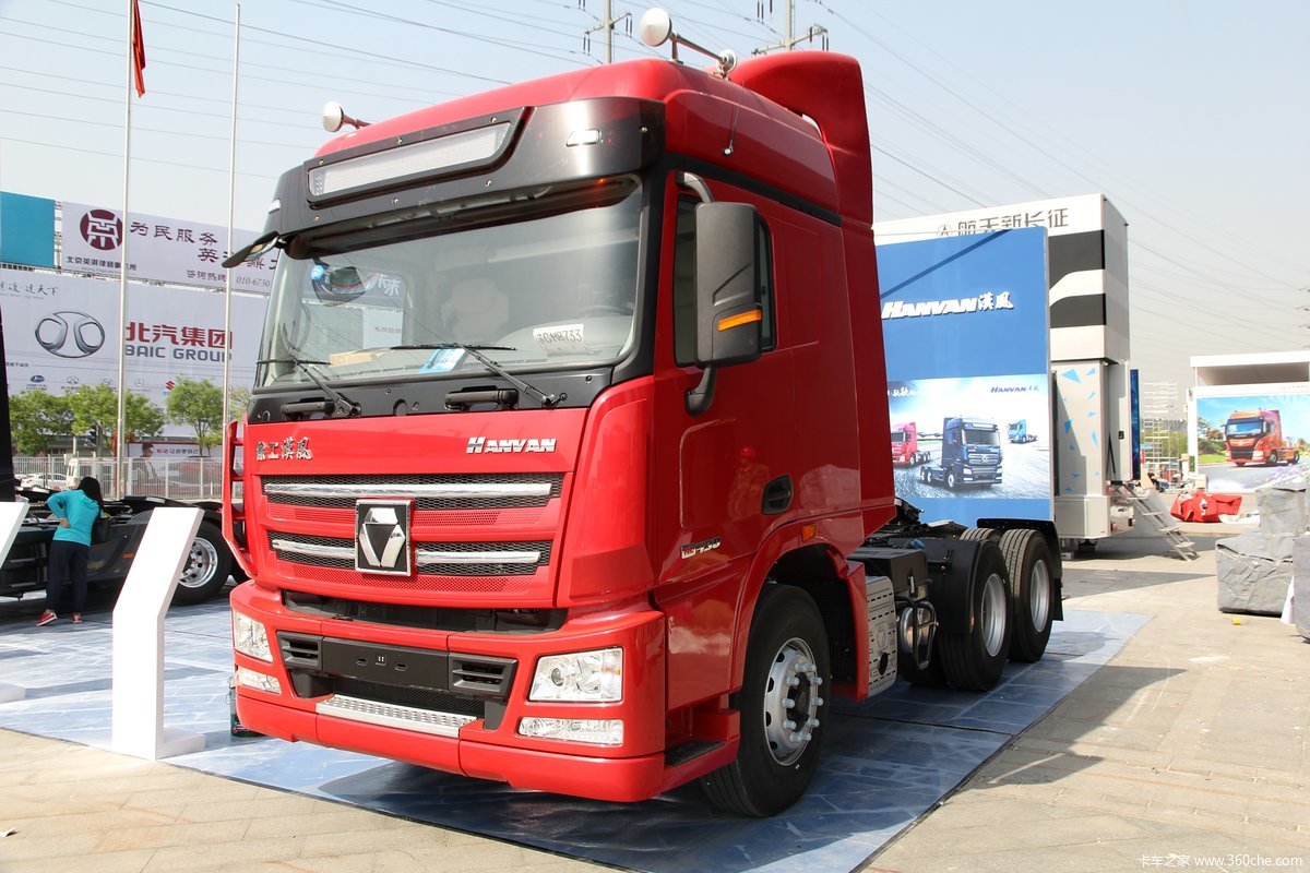 徐工汽车汉风g700430马力6x4牵引车