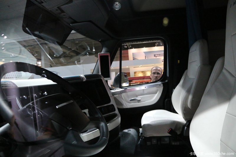 奔驰vision van 物流概念车