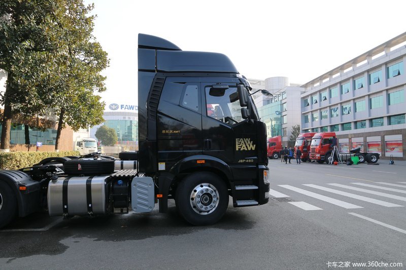 新j6p4x2amt牵引车