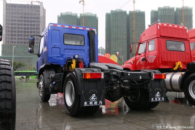 东风柳汽乘龙m34x2牵引车