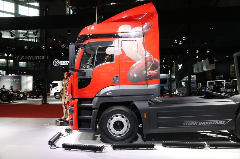 江铃威龙4x2牵引车