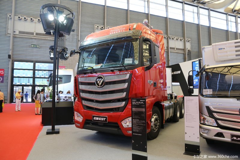 福田欧曼est 6x4牵引车