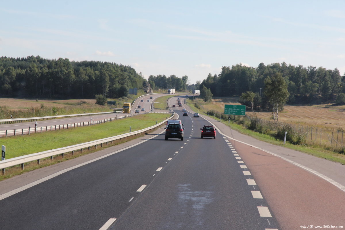 瑞典高速公路风光
