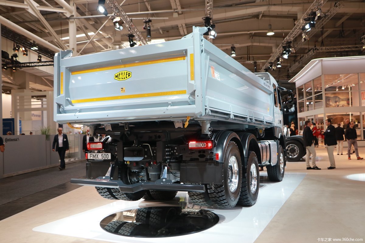 沃尔沃fmx 500马力 6x2r自动挡自卸车