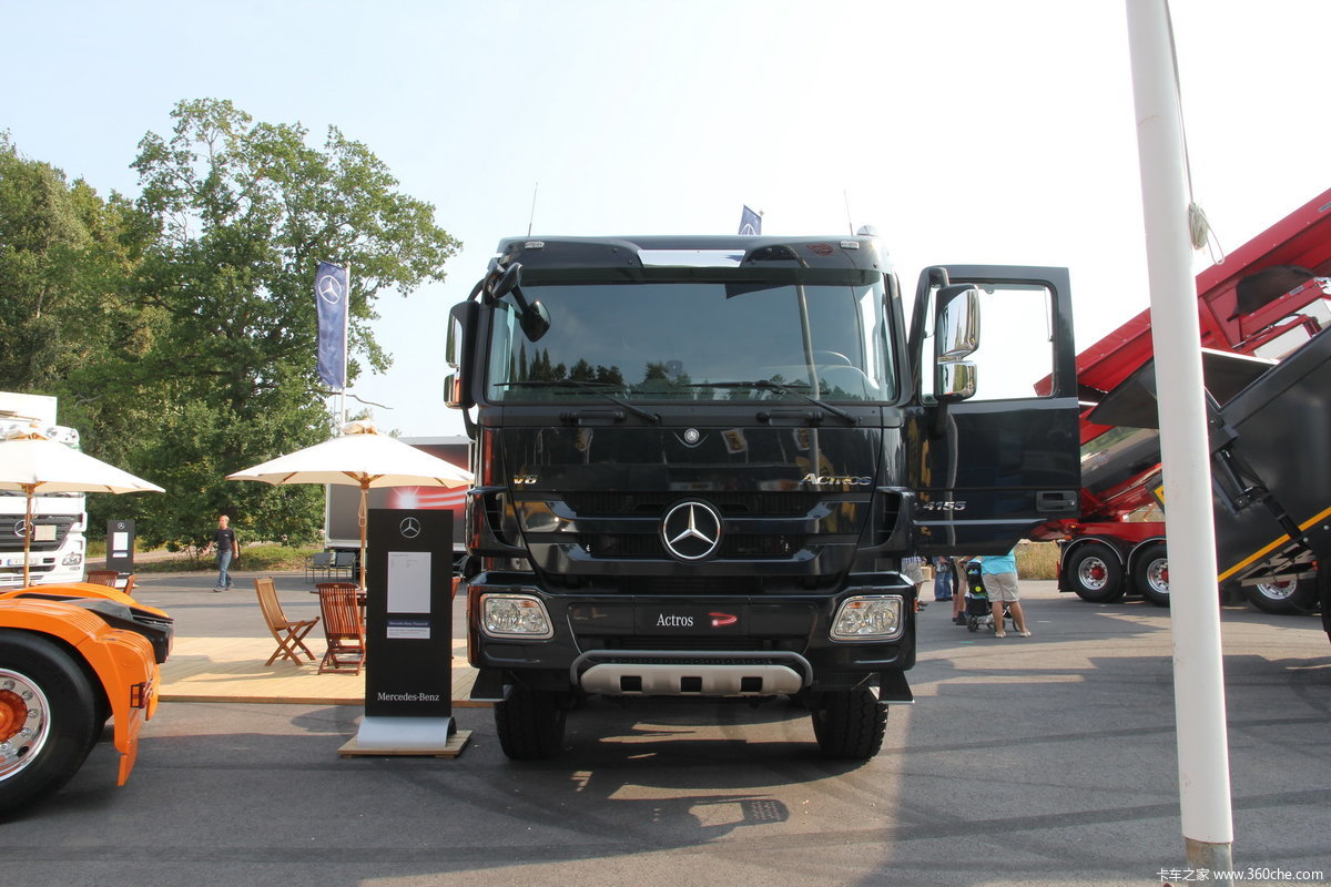 【图】奔驰actros 8x8底盘车_卡车之家