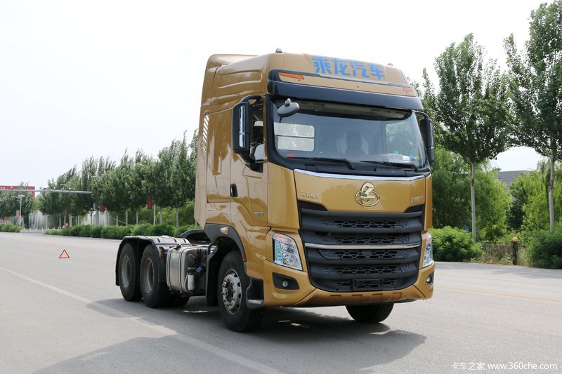 东风柳汽 乘龙h7 2018款 豪华版 550马力 6x4牵引车