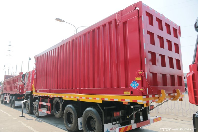 中集华骏 8米平板自卸车(金刚m500底盘)