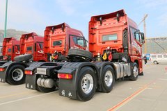 [图]2009年开瑞绿卡青岛解放 jh6 550马力 6x4牵引车