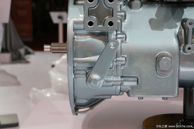 重汽hw90510c2变速箱