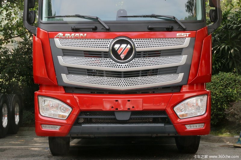 欧曼est560马力6x4牵引车