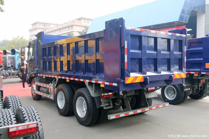 > 重汽王牌 力狮系列 > 力狮 270马力 6x4 自卸车 5/80