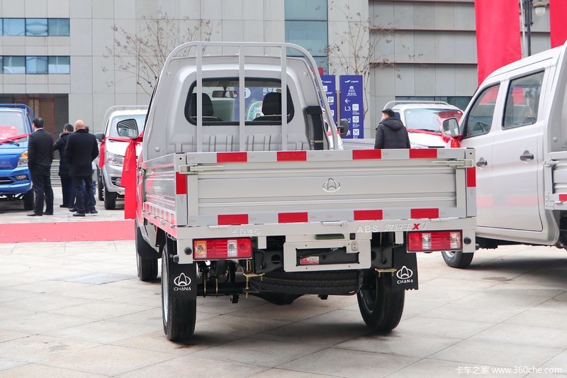 长安跨越王x1 1.3l 88马力 单排栏板微卡