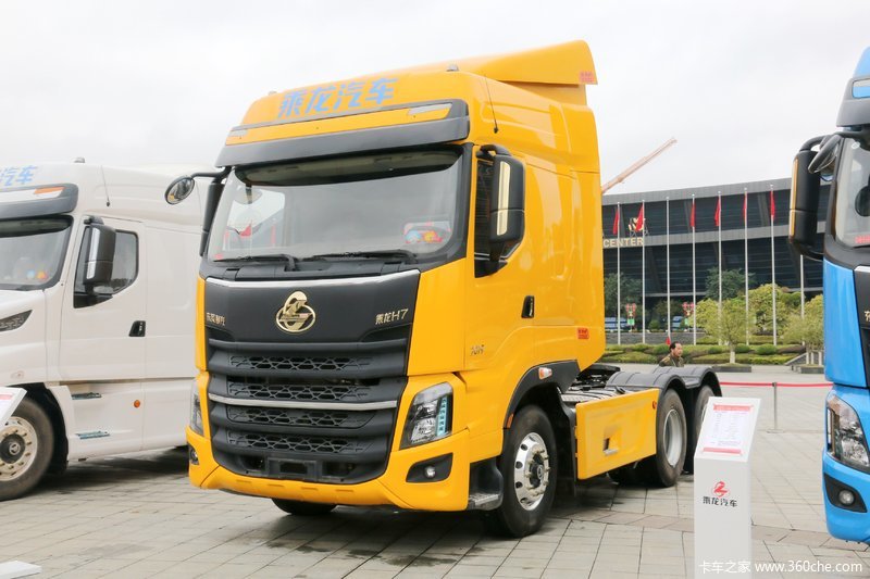 乘龙h7韵达定制版520马力6x4牵引车