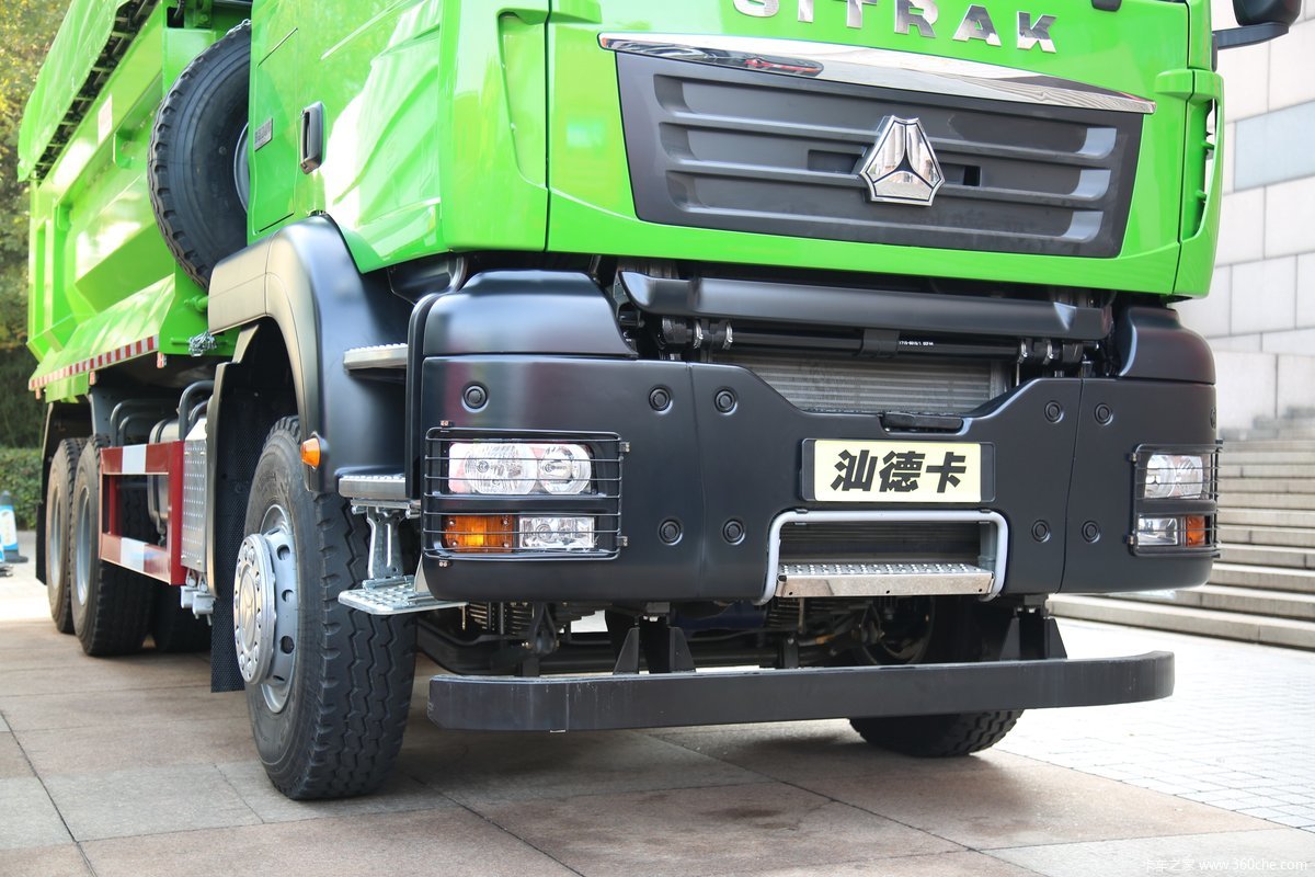 汕德卡c7h400马力6x4自卸车国六