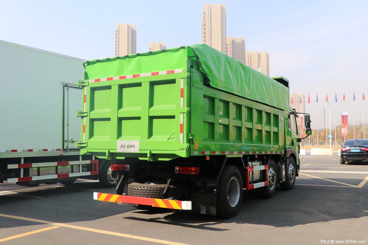 > 2020解放商务年会 > 青岛解放龙v系列 > 龙v 220马力 6x2 自卸车 5