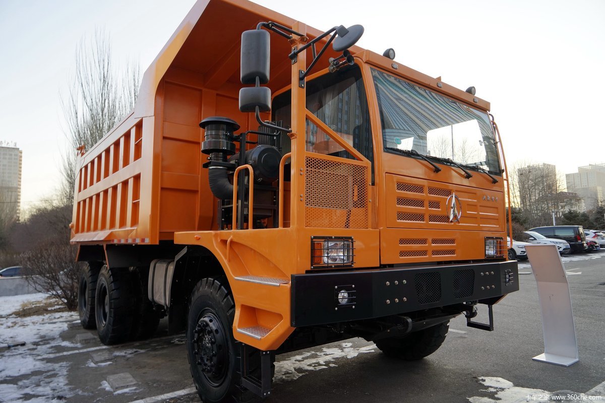 巨型矿山拖车_矿山巨型卡车售价_巨型矿山挖矿车