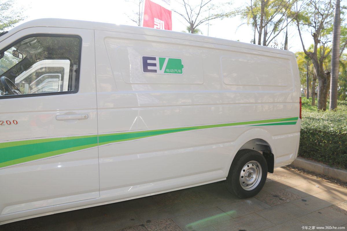 凯马锐捷es42004865米纯电动封闭物流车