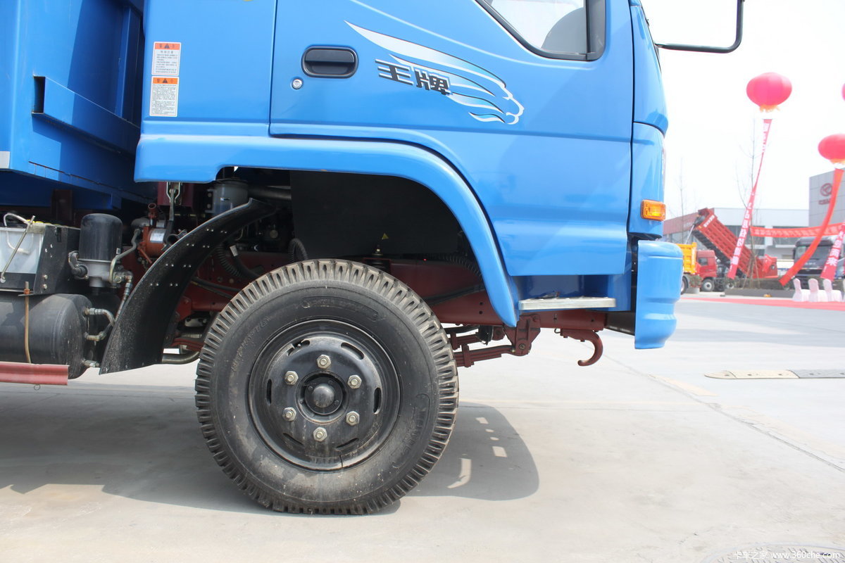 重汽王牌神风4x2 自卸车