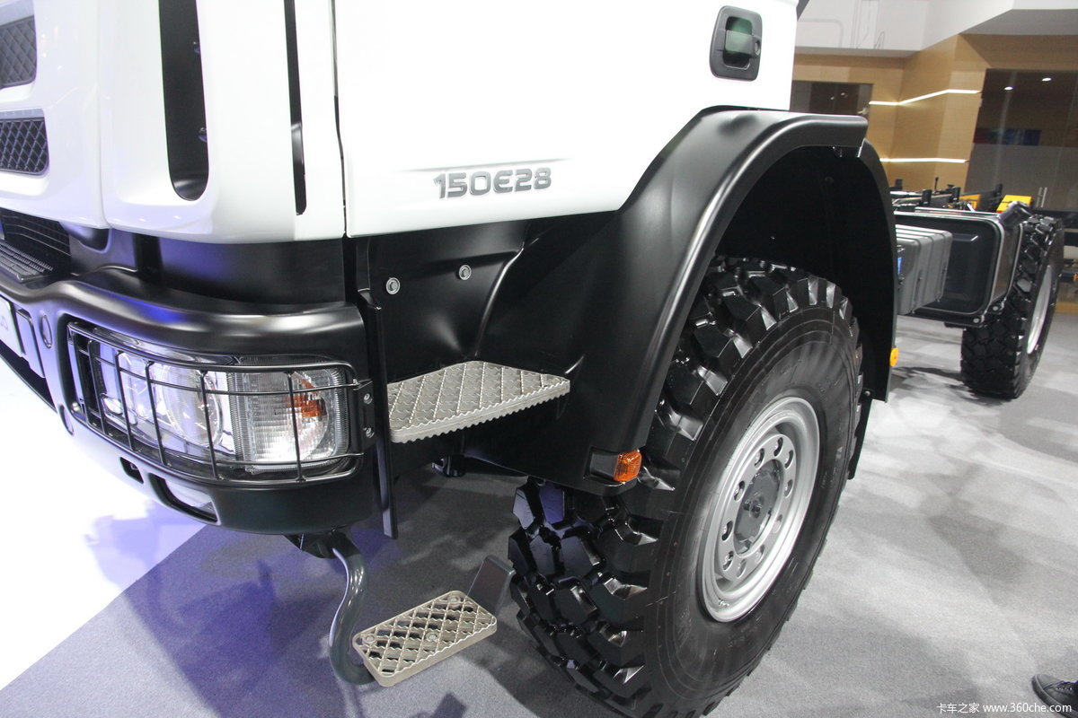 依维柯eurocargo4x4全驱底盘