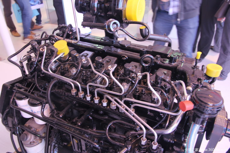 潍柴wp6t180柴油发动机