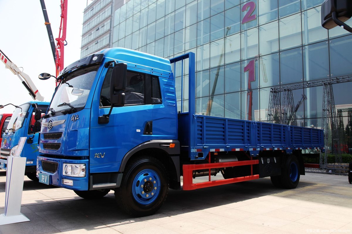 青岛解放 龙v 4x2 国四载货车