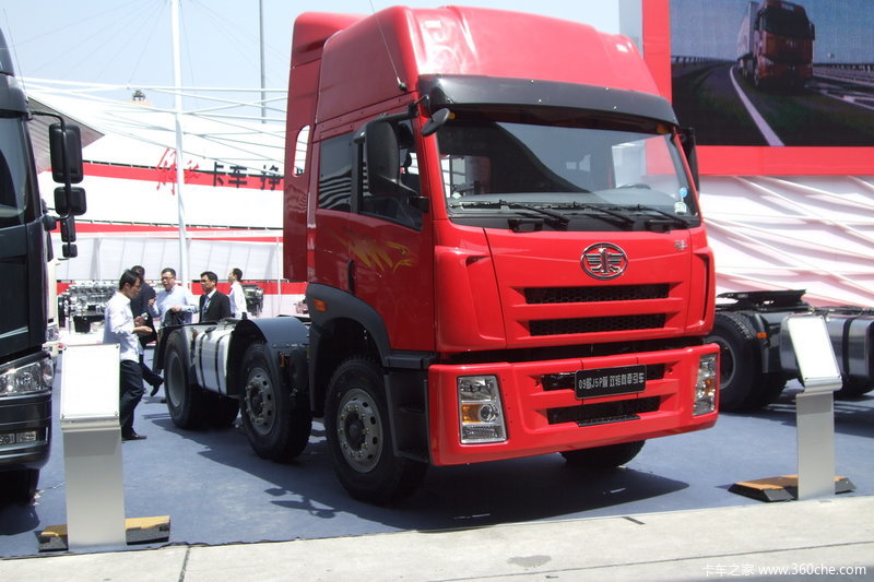 解放奥威6x2牵引车