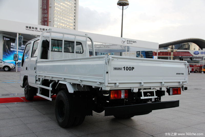 庆铃 五十铃100p 4x2 双排载货车