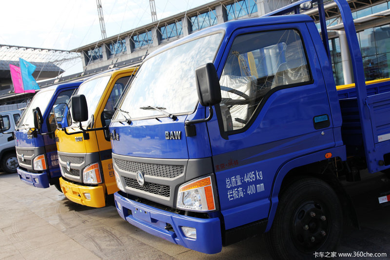 北京旗铃400mm栏板4x2轻卡