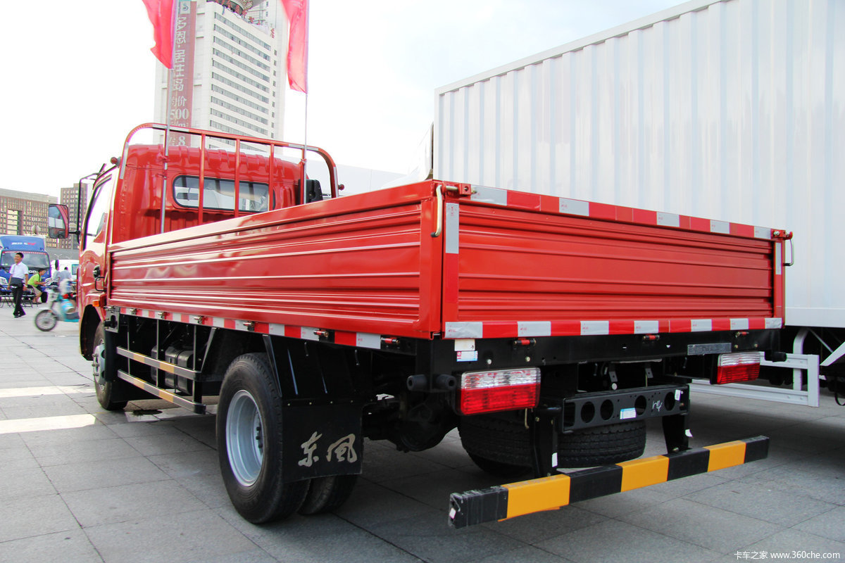 东风锐铃4x2轻卡