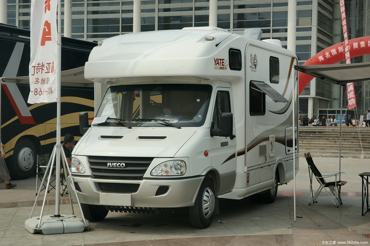 济南车展房车面包车展台