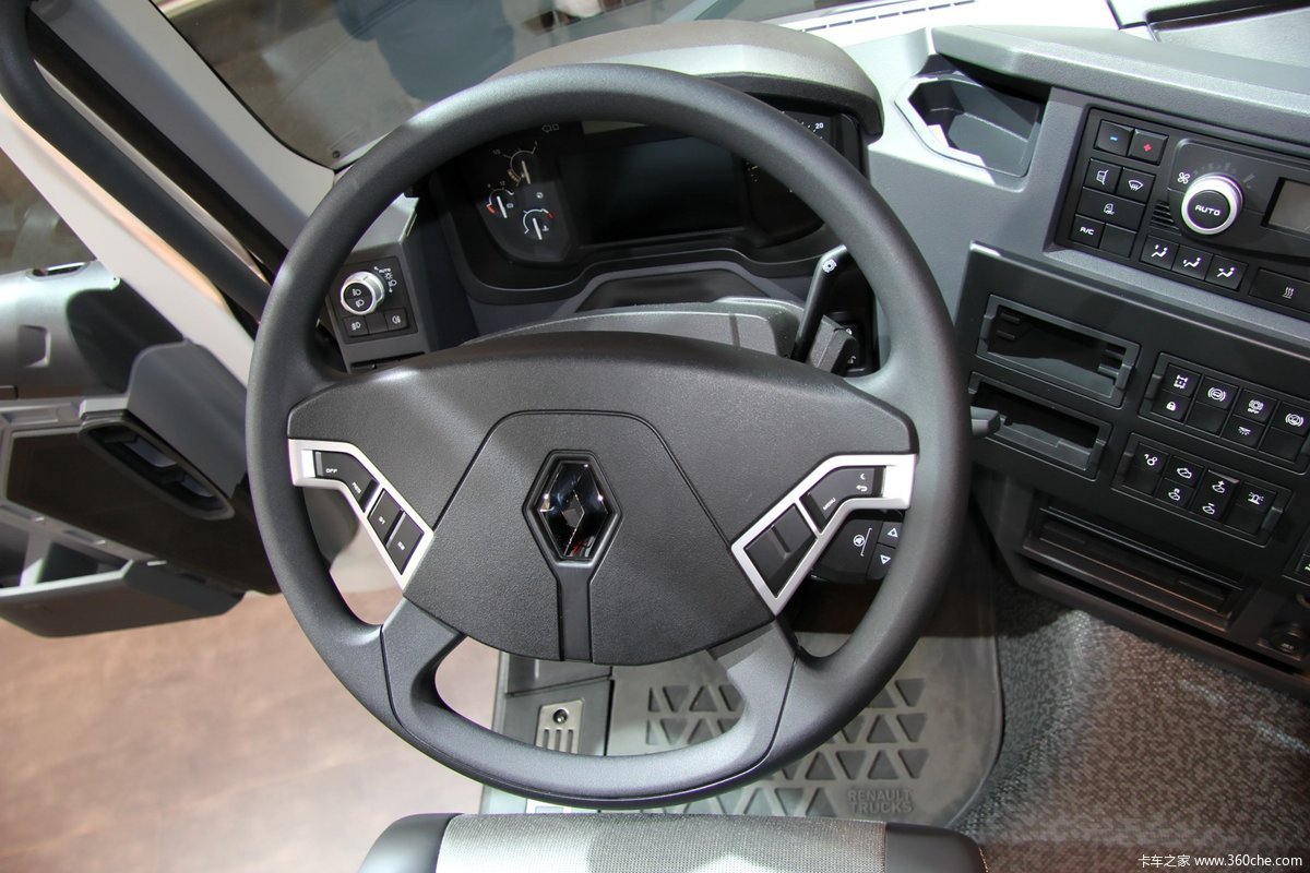 汉诺威车展:雷诺 range k 460马力 8x4 自卸车