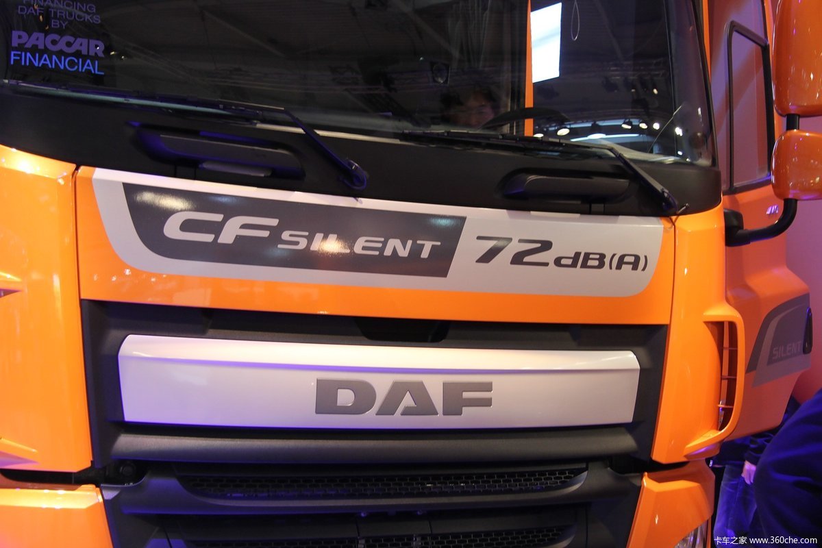 汉诺威车展:达夫 cf 440马力 4x2 牵引车