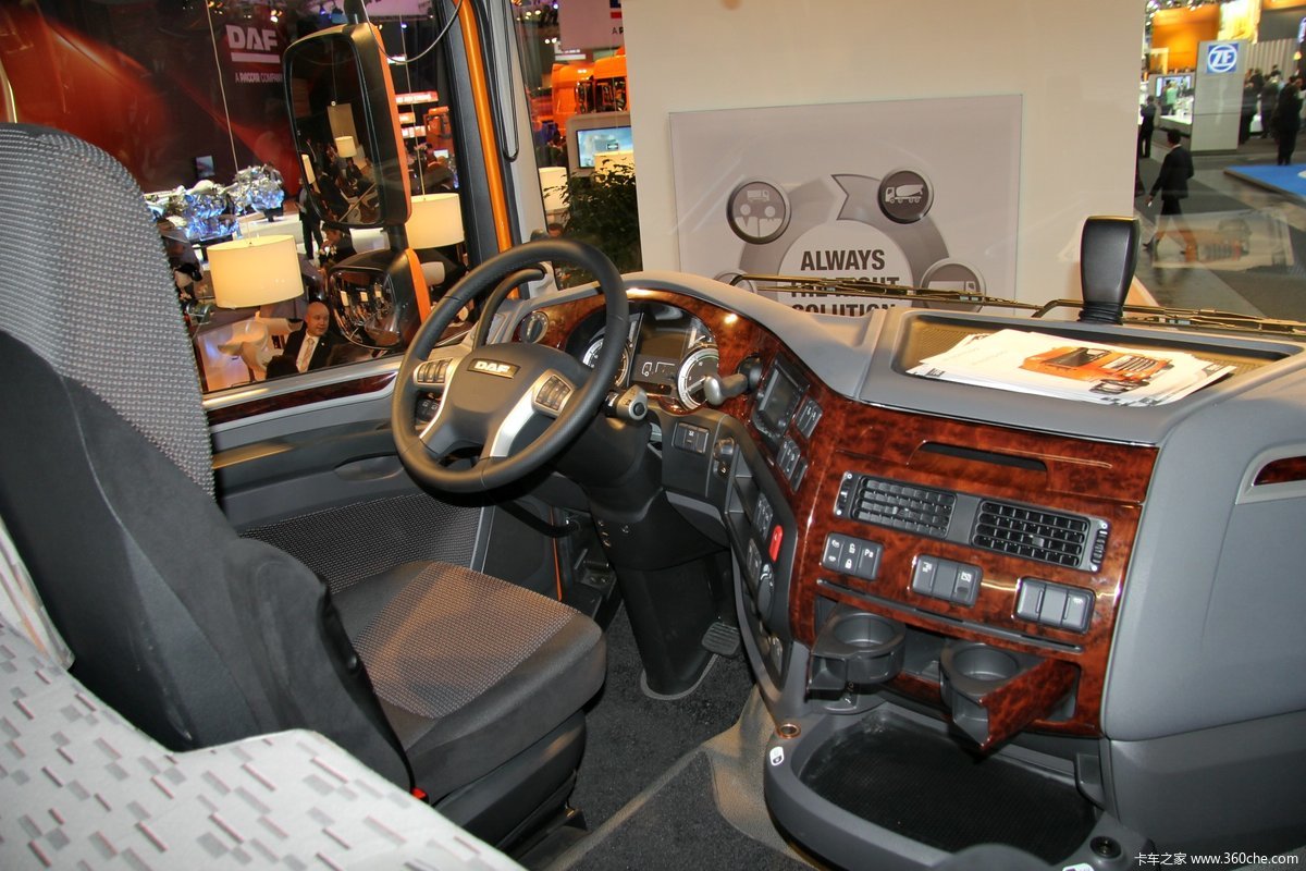 【图】汉诺威车展:达夫 xf 510 马力 6x4 牵引车_卡车之家