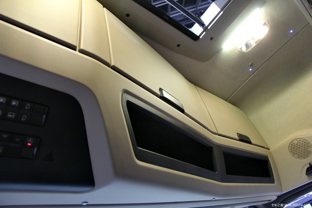 汉诺威车展奔驰actros1863ls630马力4x2牵引车
