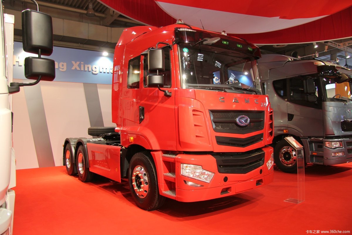 汉诺威车展华菱星马420马力6x4牵引车