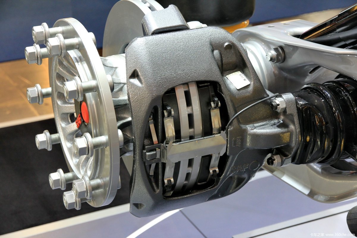 汉诺威车展:saf 车桥展台