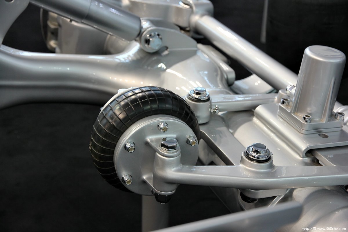 汉诺威车展奔驰车桥